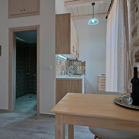 Melina In The Heart Of Old Town Ретимно