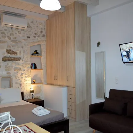 Melina In The Heart Of Old Town Ретимно